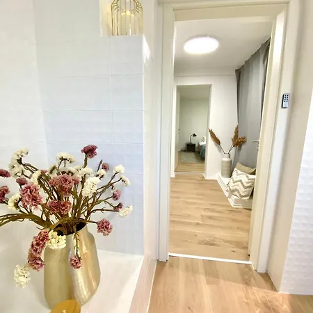 Big Modern Space 75Sqm Herborn  Buitenkant foto