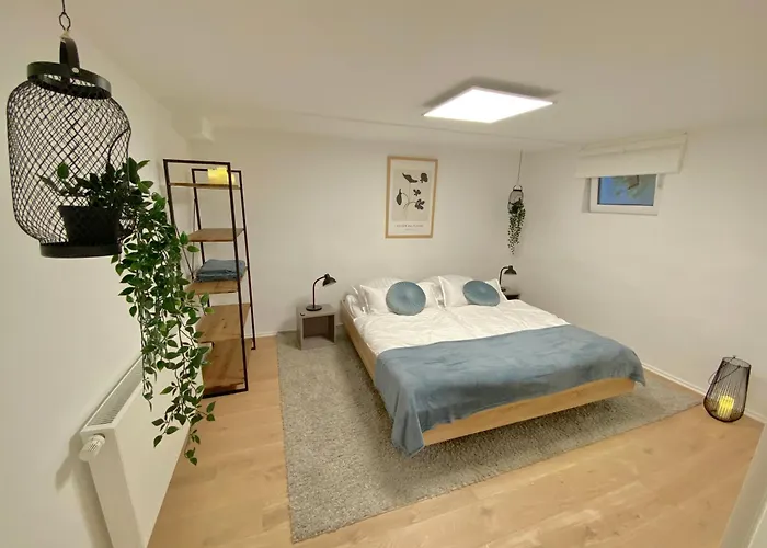Big Modern Space 75Sqm